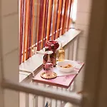 西蒙公寓 公寓 *