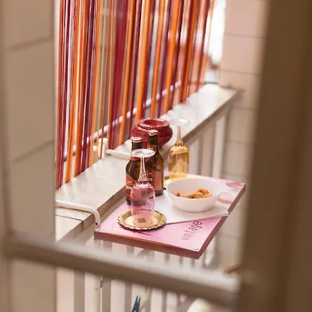 Simon's Place Апартаменты *